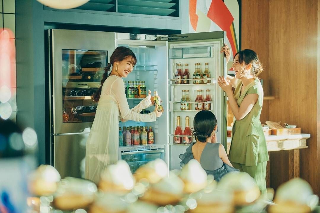 冷蔵庫（人あり）